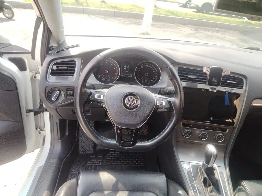 Volkswagen Golf 2014
