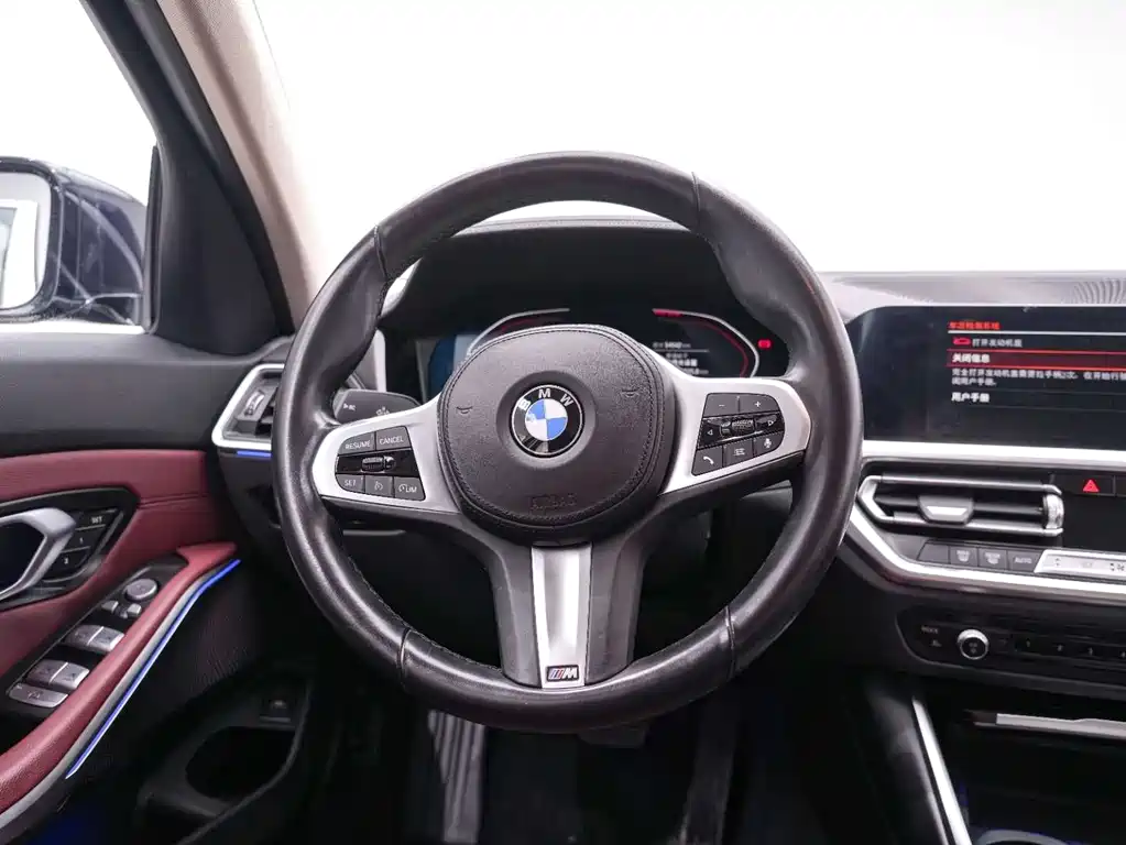 BMW 3 Series 2022 — фото 13