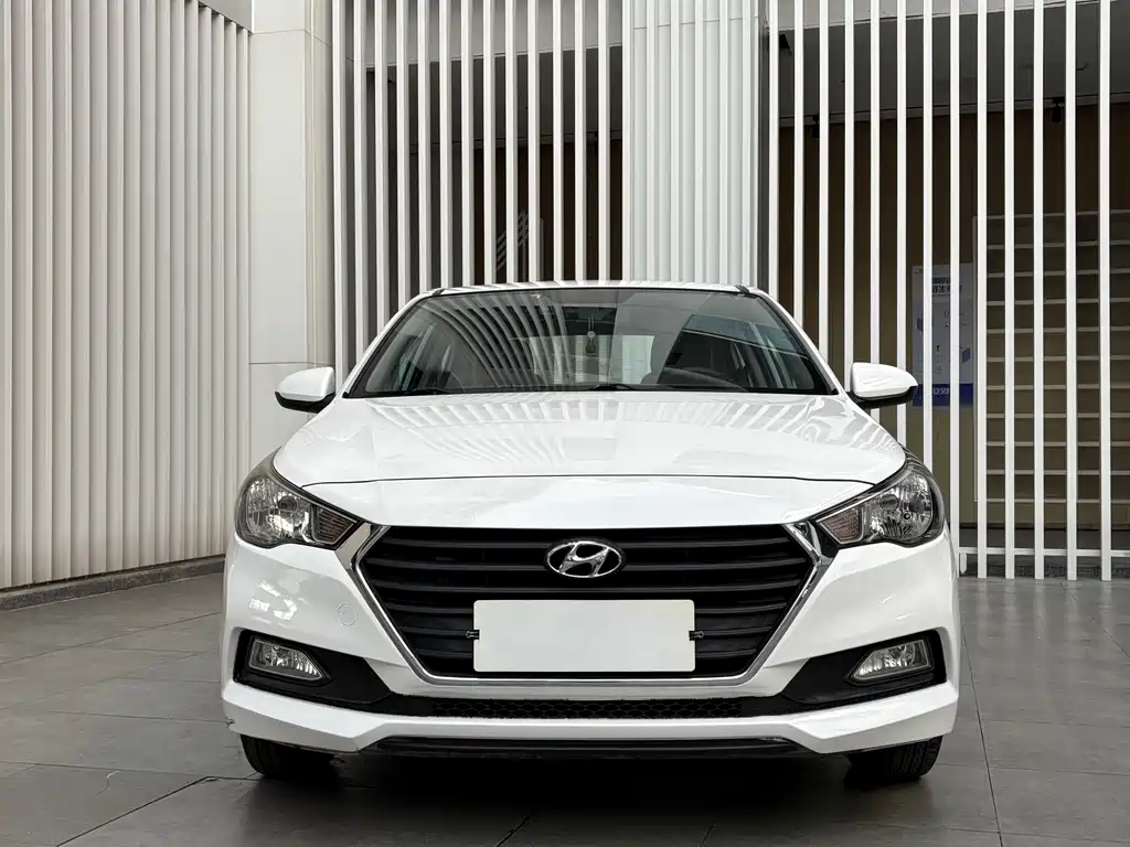 Hyundai Verna 2019 — фото 2