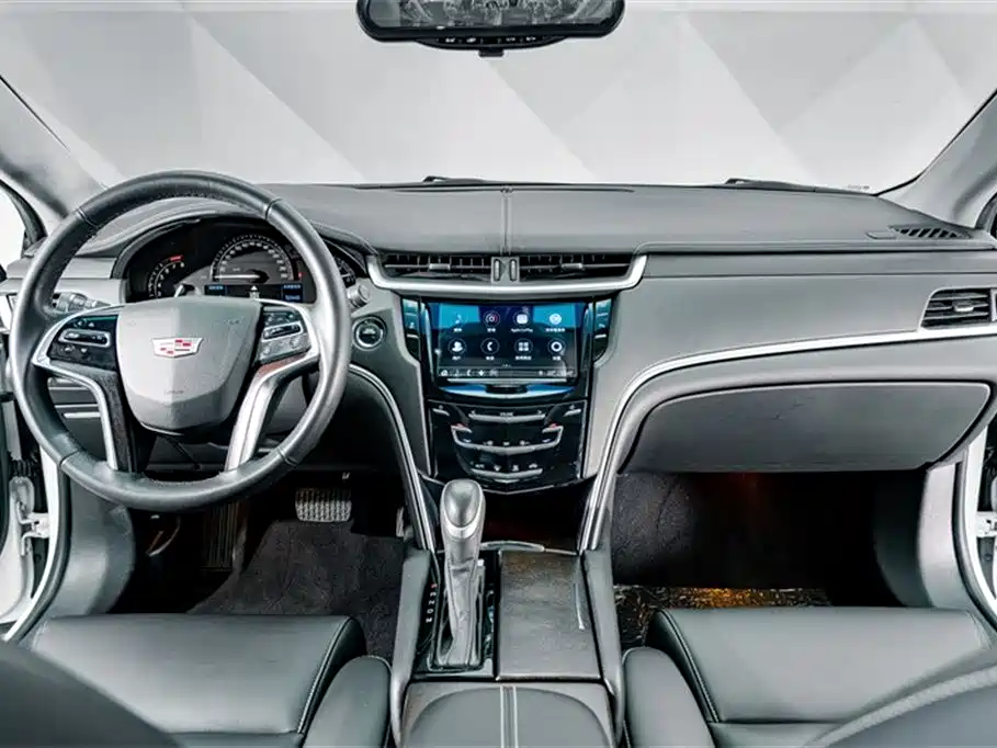 Cadillac XTS 2018 — фото 10