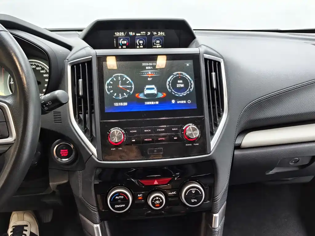 Subaru Forester 2022 — фото 18