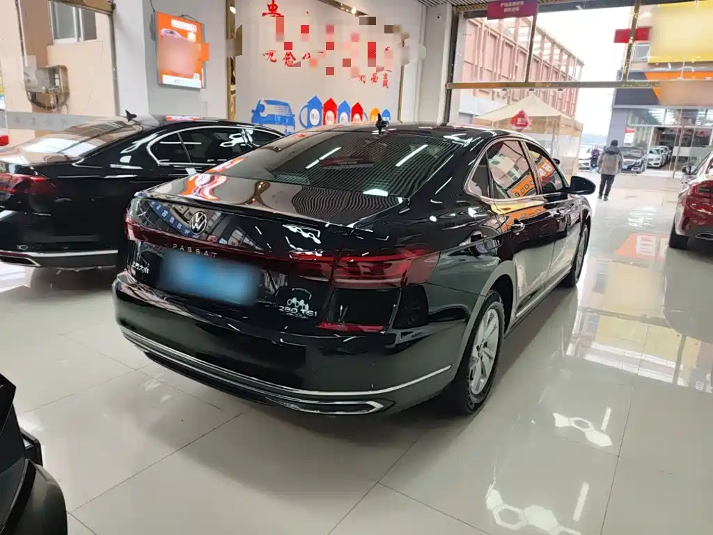 Volkswagen Passat 2025