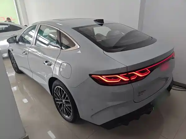 BYD Qin L 2025