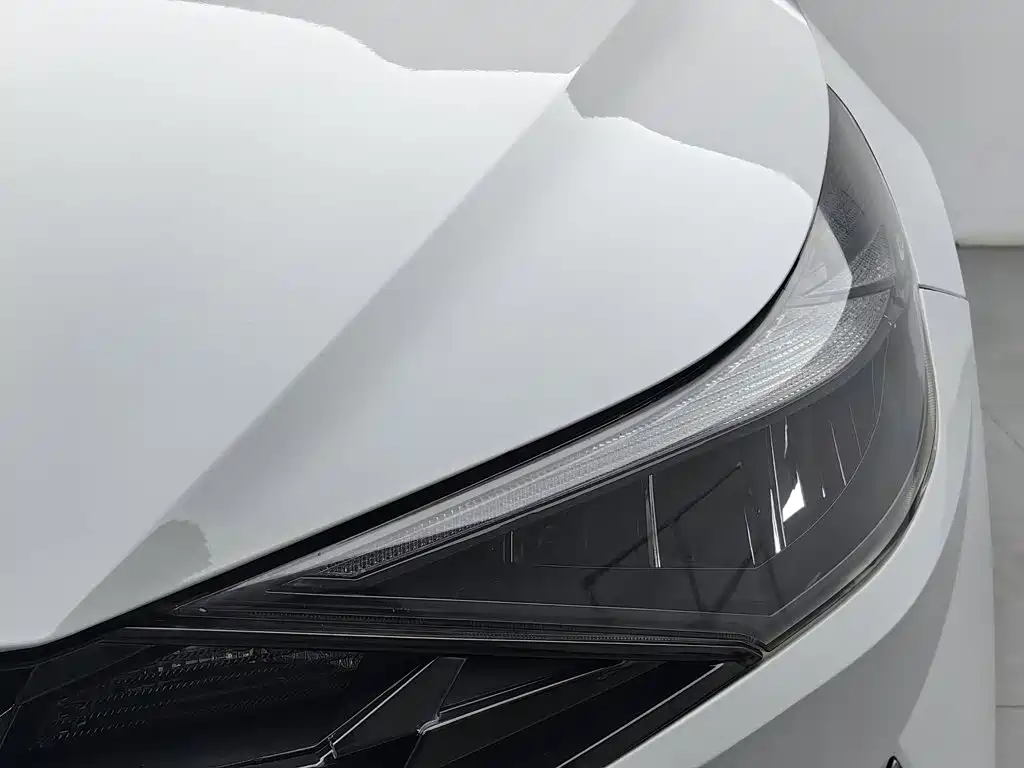 Hyundai Elantra 2021