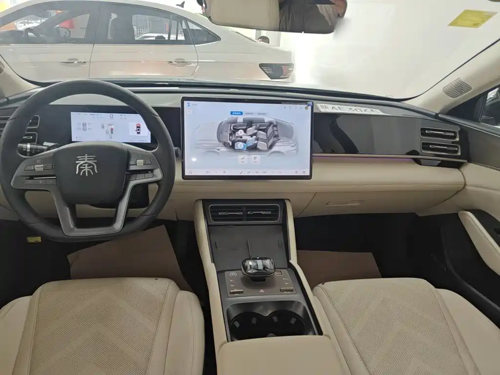 BYD Qin L 2025 — фото 10