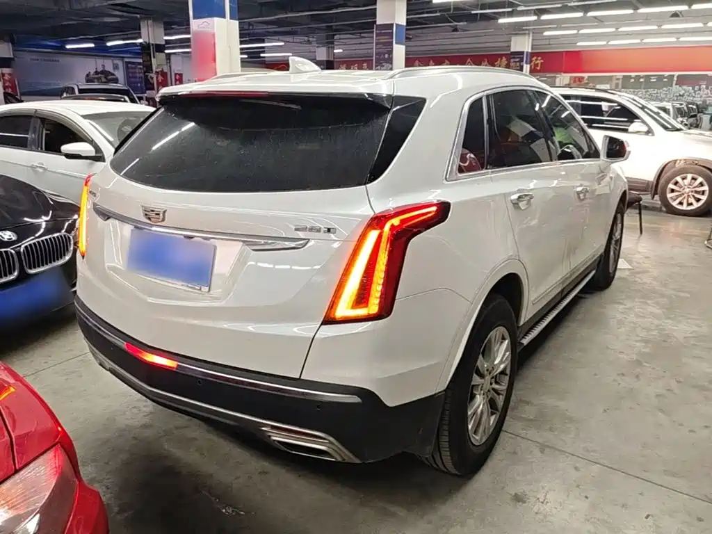 Cadillac XT5 2020 — фото 7