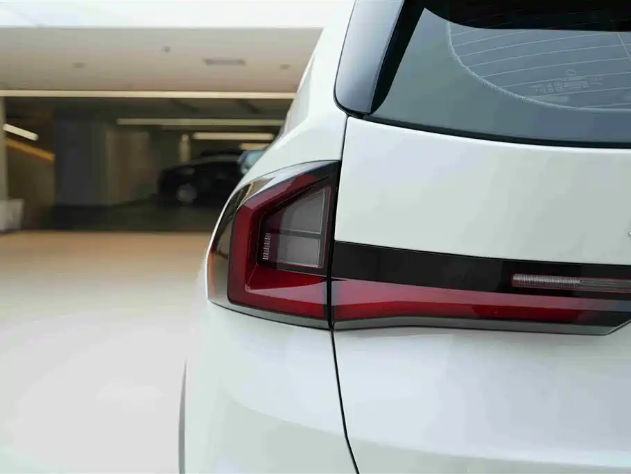 BMW X1 2024 — фото 16