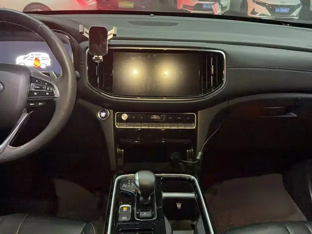 GAC Trumpchi GS8 2020 — фото 6