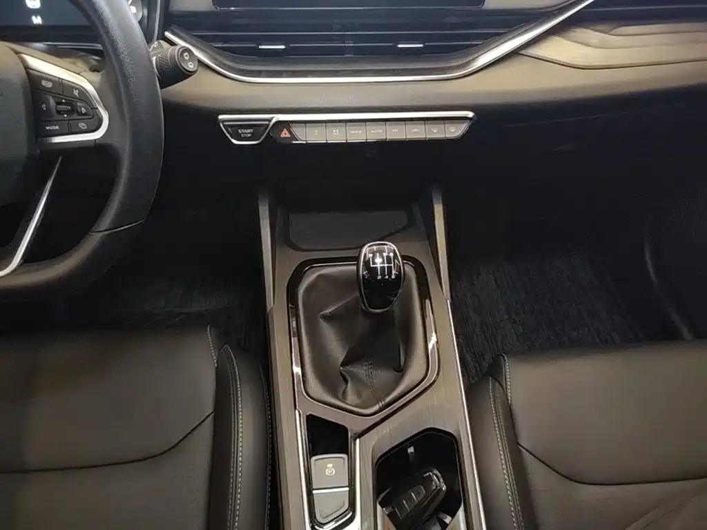 Geely Emgrand S 2021 — фото 14
