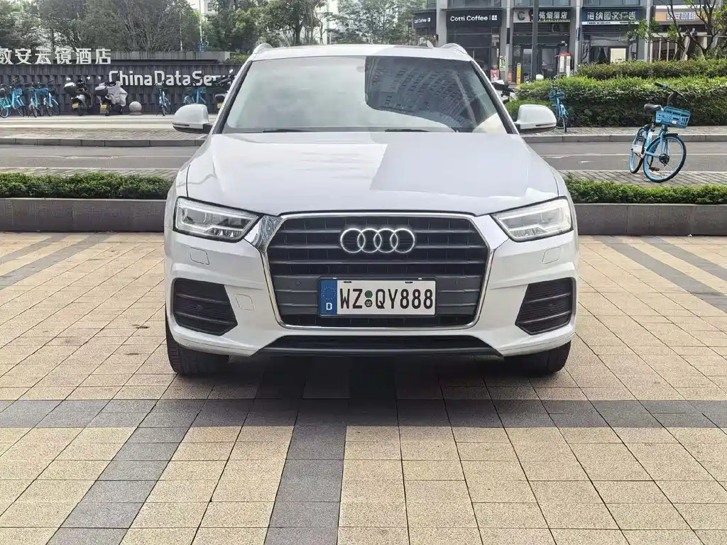 Audi Q3 2018 — фото 2