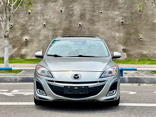 Mazda 3 Xingcheng 2011