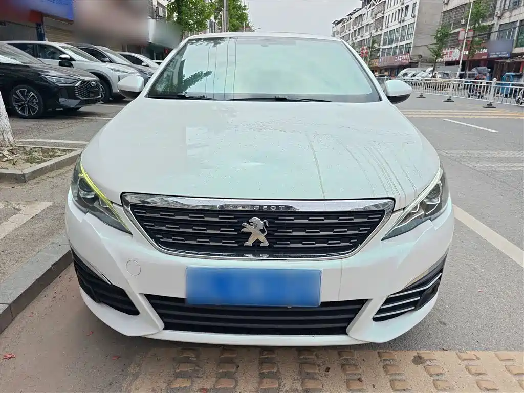 Peugeot 308 2019 — фото 3