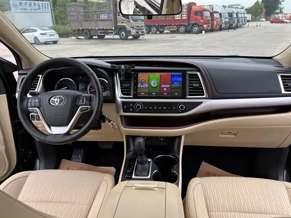Toyota Highlander 2016 — фото 4