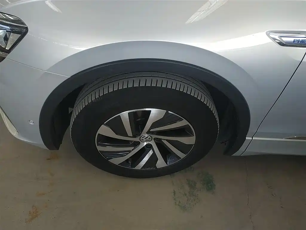 Volkswagen Tiguan L New Energy 2021 — фото 23