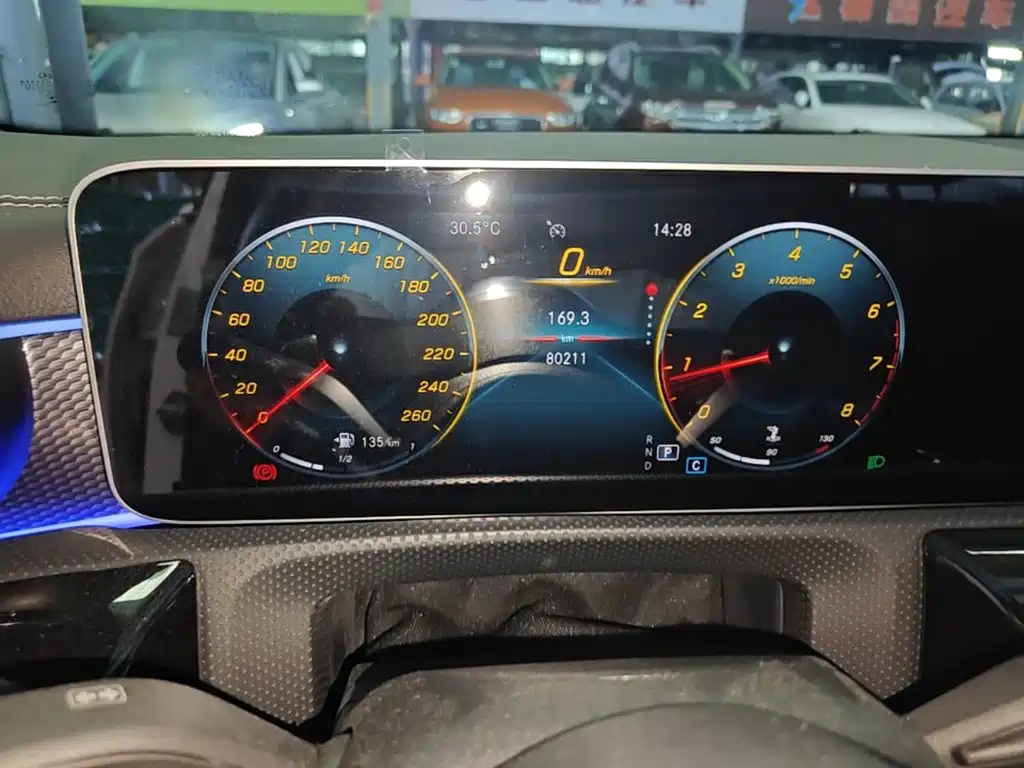 Mercedes-Benz A-Class 2020 — фото 12