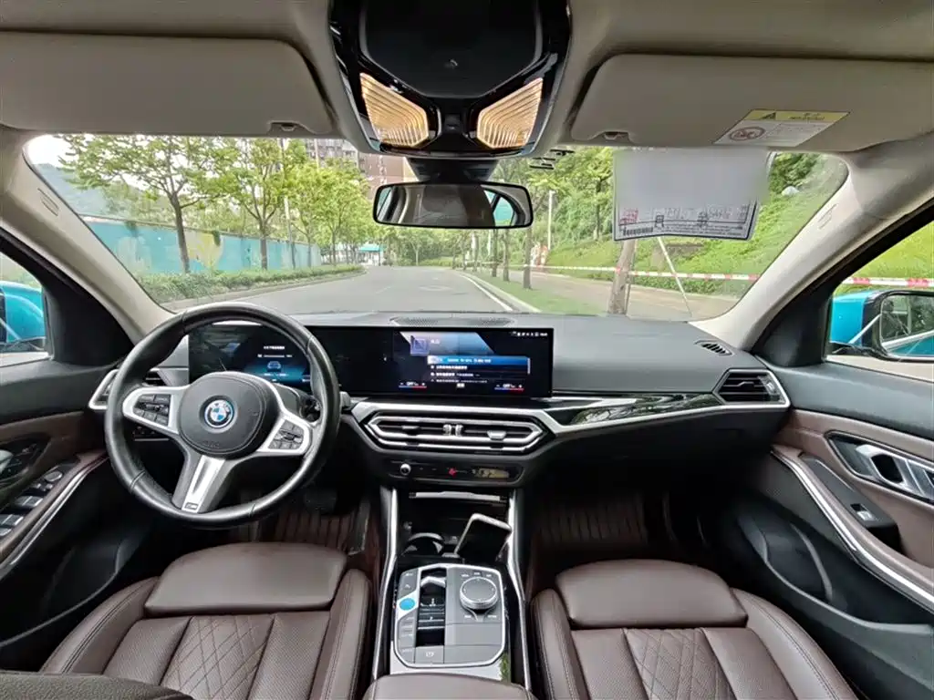 BMW i3 2023 — фото 15
