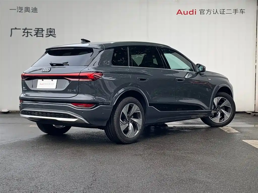 Audi Q6L e-tron 2026 — фото 4