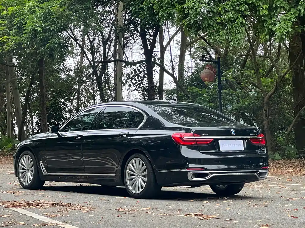 BMW 7 Series 2016 — фото 4