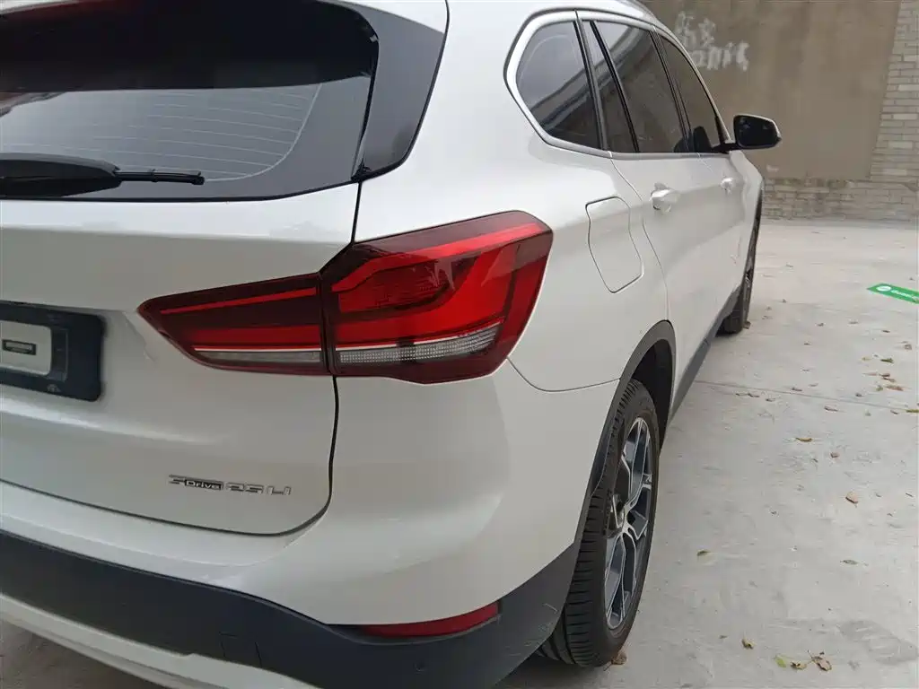 BMW X1 2020 — фото 24