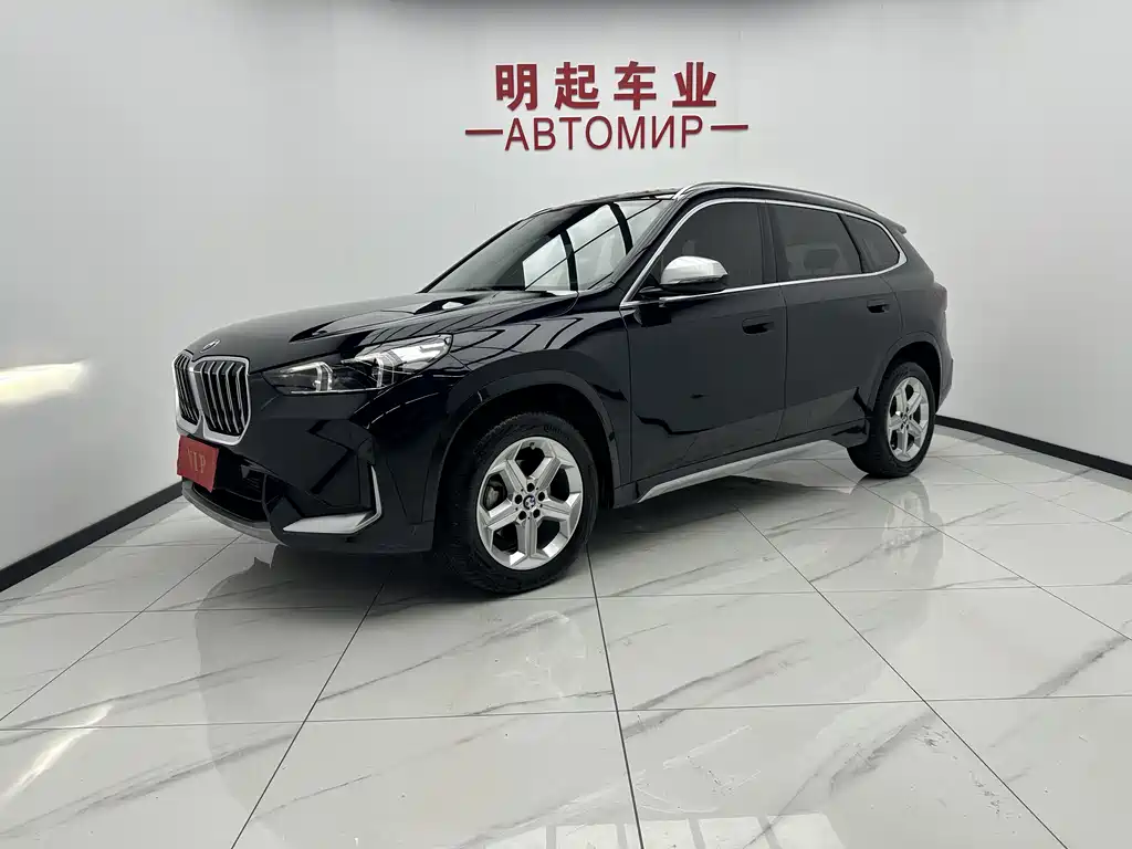 BMW X1 2023 — фото 1
