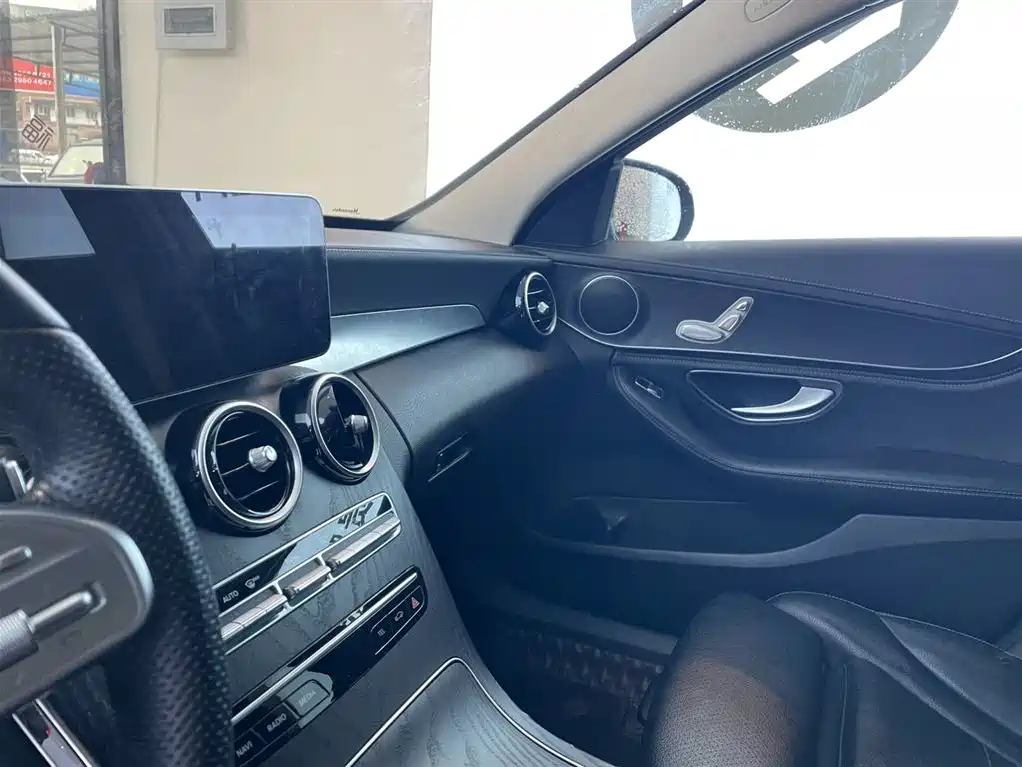 Mercedes-Benz C-Class 2020 — фото 11