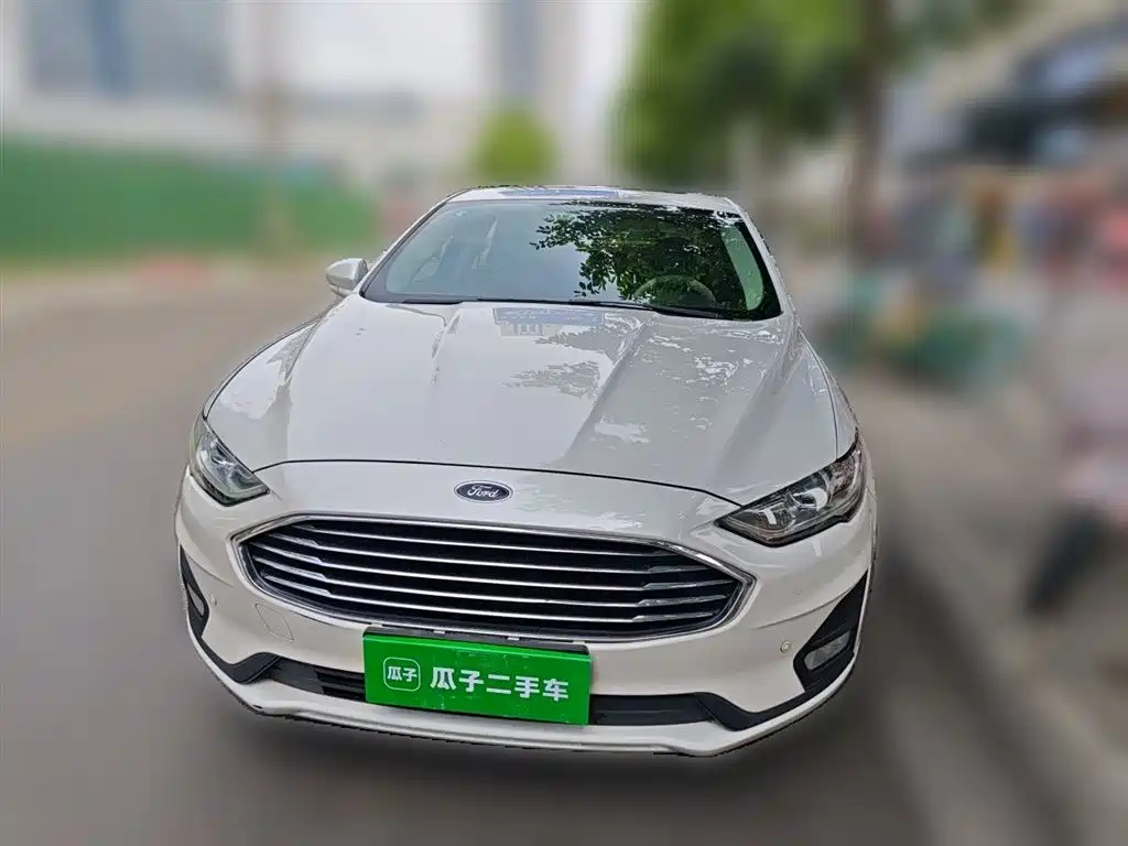 Ford Mondeo 2018 — фото 24