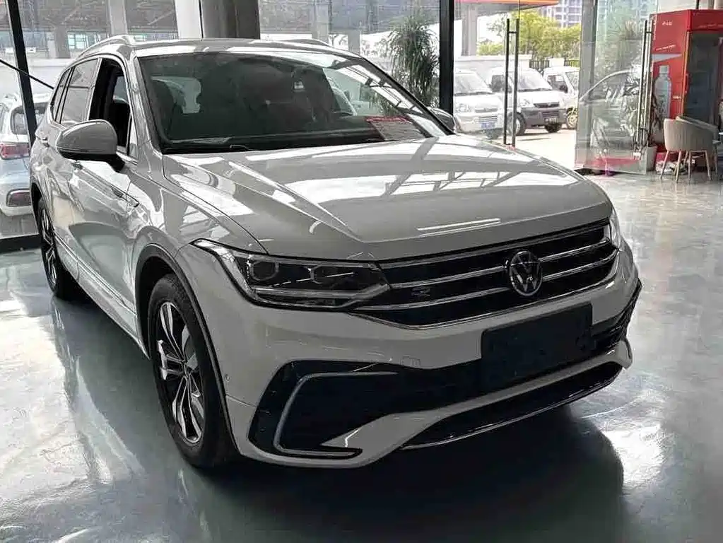 Volkswagen Tiguan L 2023