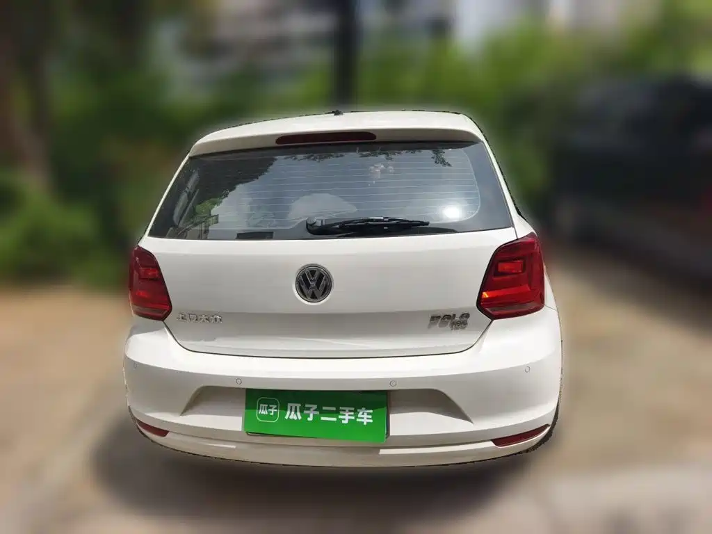 Volkswagen Polo 2015