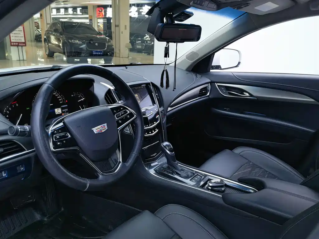 Cadillac ATS-L 2017 — фото 10