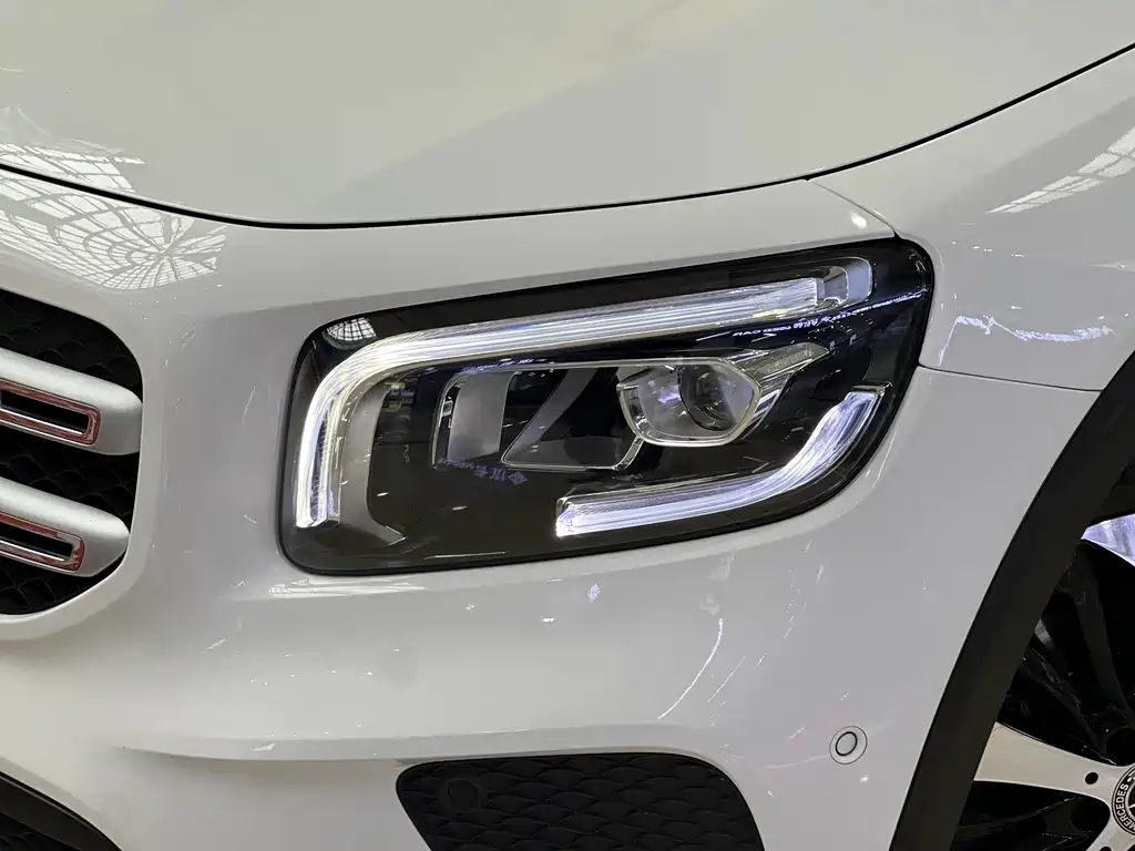 Mercedes-Benz GLB 2022 — фото 17