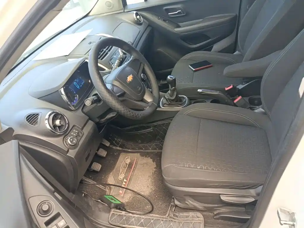 Chevrolet Trax 2015 — фото 15