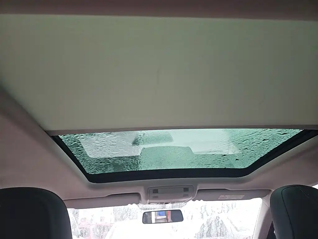 Volkswagen T-Cross 2019 — фото 17