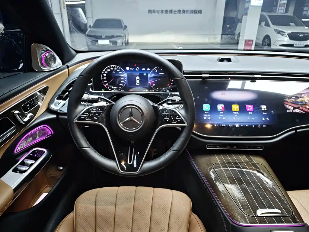 Mercedes-Benz E-Class 2024