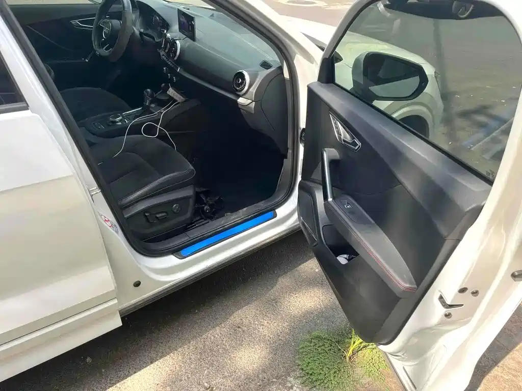 Audi Q2L 2022