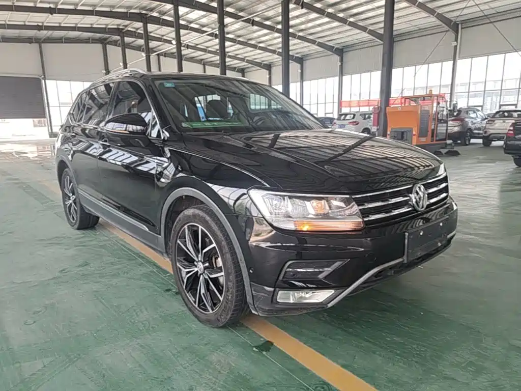 Volkswagen Tiguan L 2020 — фото 4