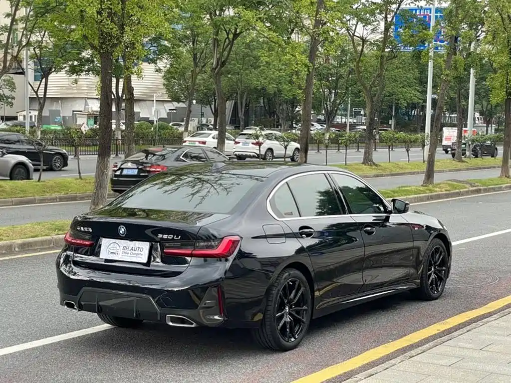 BMW 3 Series 2023