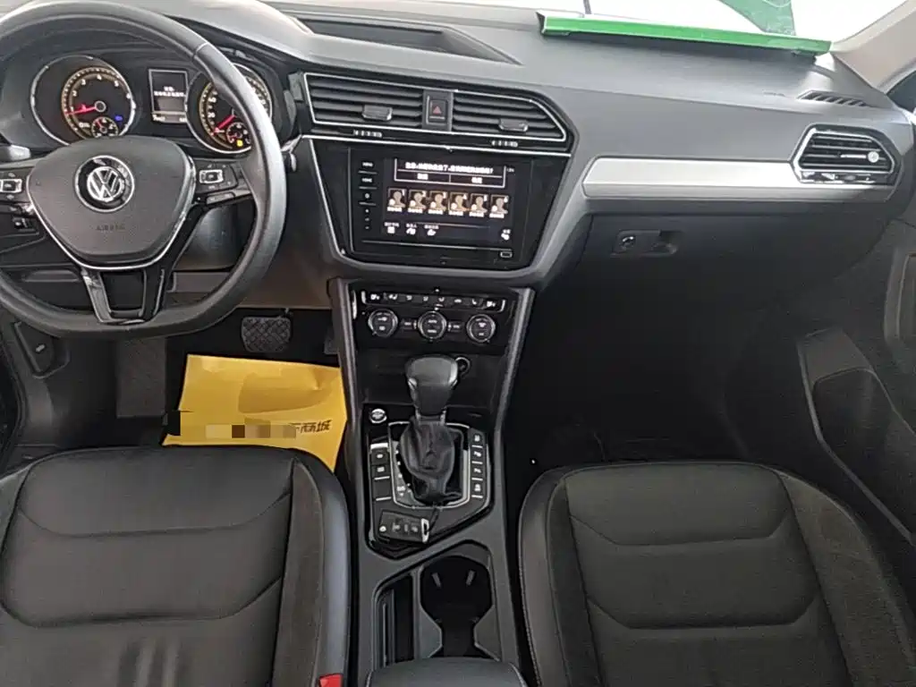 Volkswagen Tiguan L 2020 — фото 13