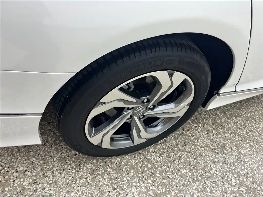 Honda Accord 2020 — фото 13
