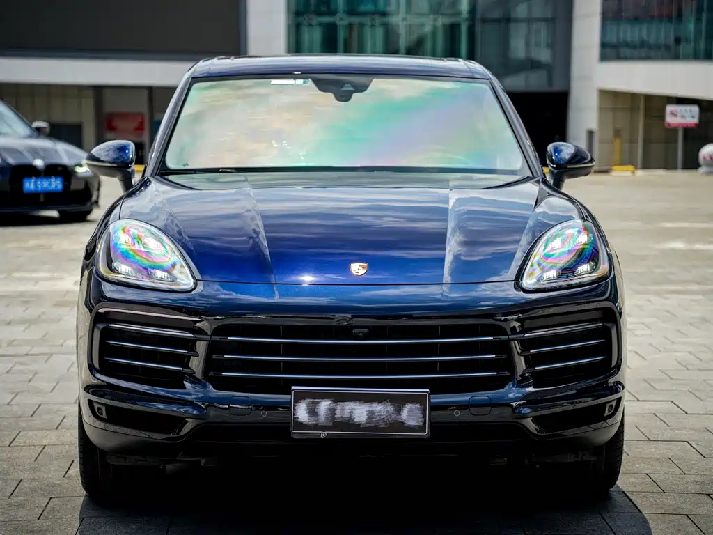 Porsche Cayenne 2021 — фото 2