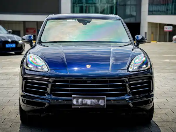 Porsche Cayenne 2021