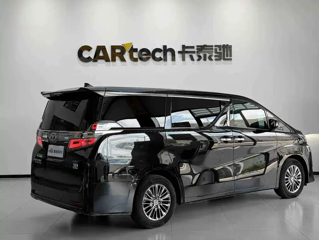 Toyota Vellfire 2020 — фото 3