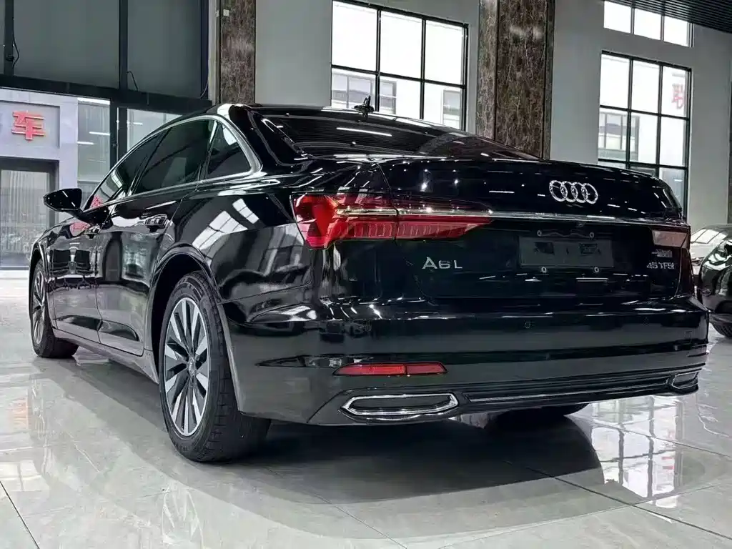 Audi A6L 2020