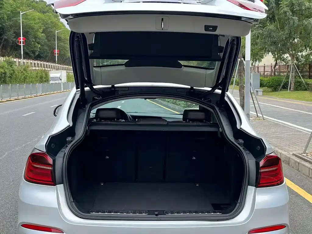 BMW X4 2015 — фото 8
