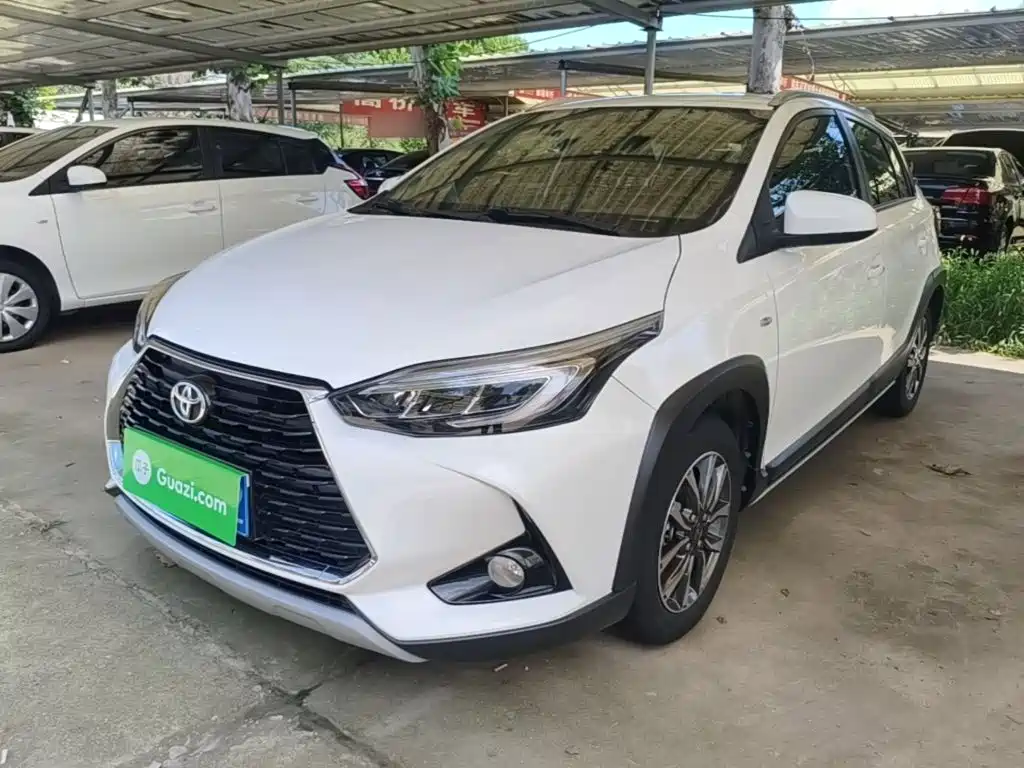 Toyota Yaris L 2022