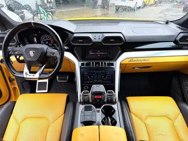 Lamborghini Urus 2018