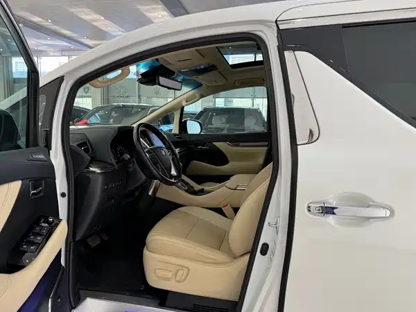 Toyota Vellfire 2020