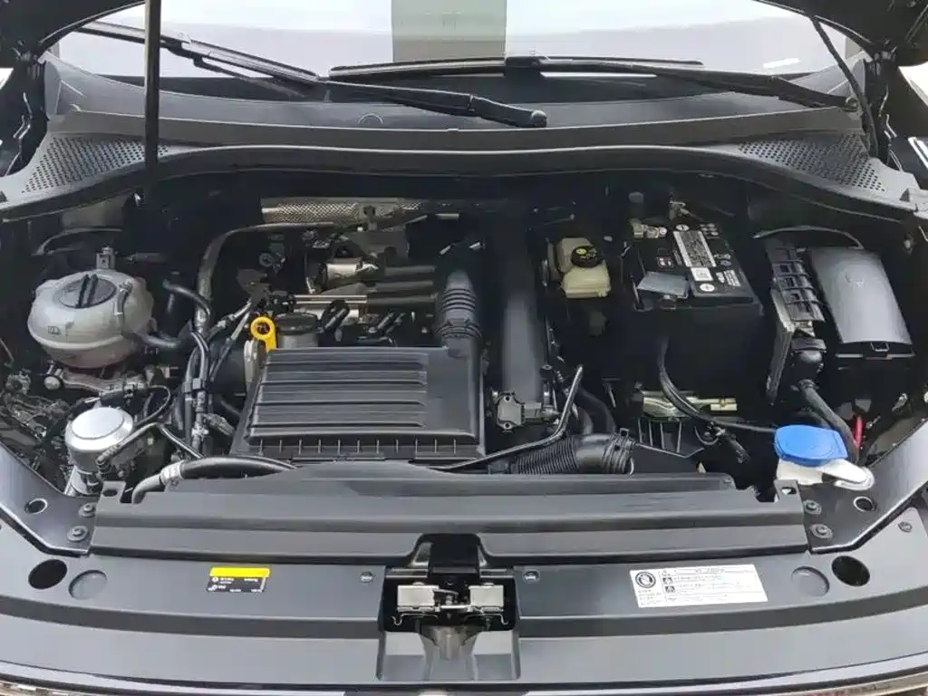 Volkswagen Tiguan L 2023 — фото 18
