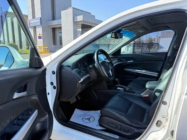 Honda Crosstour 2012