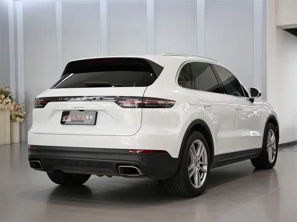 Porsche Cayenne 2018 — фото 4