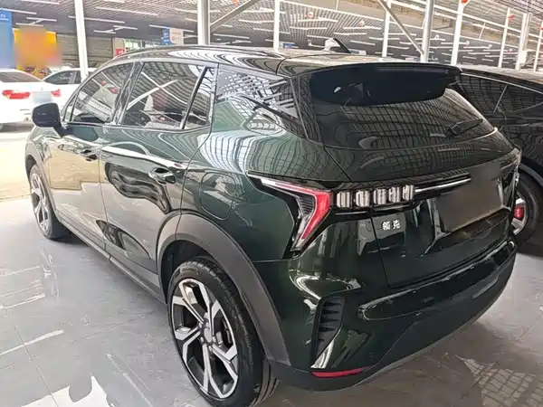 Lynk & Co 06 EM-P 2023